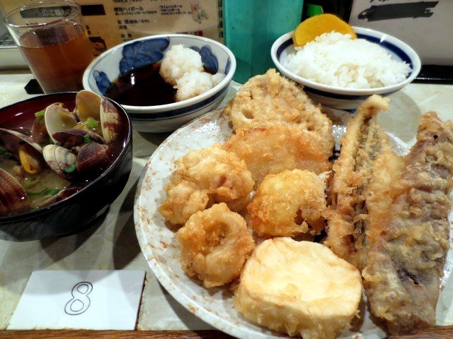 The Tempura place that opens at midnight!? Let's experience the crispy and delicious Tempura at the popular 