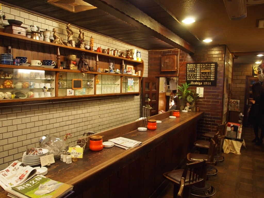 ディープな雰囲気を味わいたい 大阪のレトロな純喫茶13選 キナリノ
