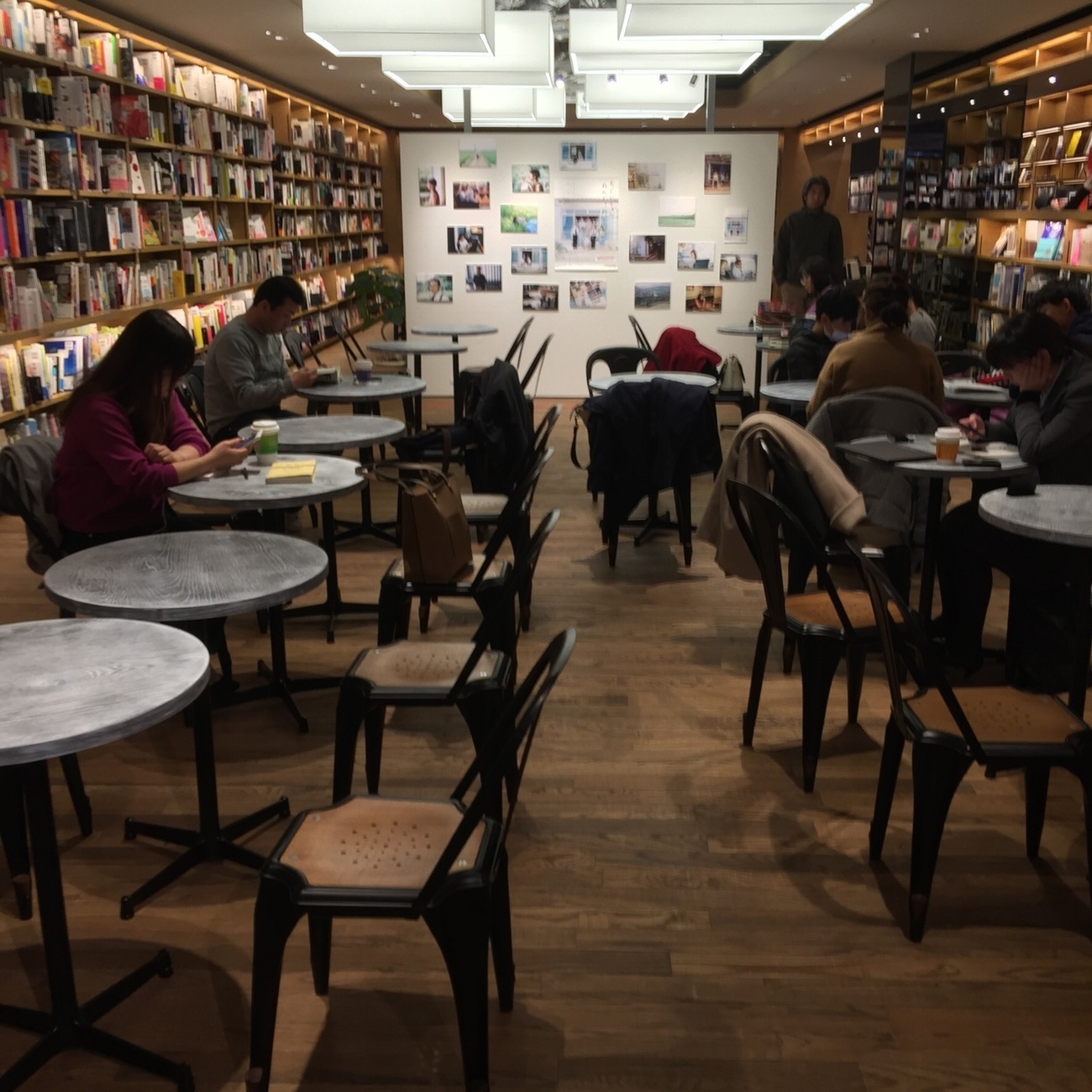スターバックスコーヒー 六本松 蔦屋書店