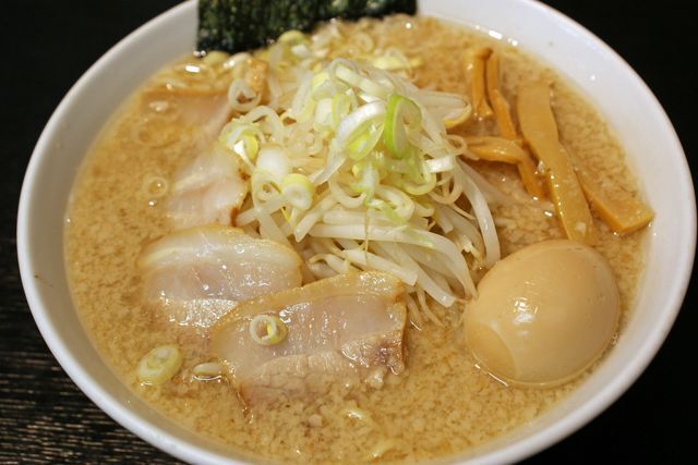 ハッスルラーメン ホンマ 錦糸町店