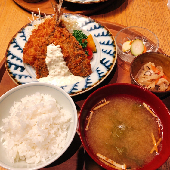 バランス良くがっつり食べたい時に 渋谷のおいしい定食屋さん 5選 ちくわ