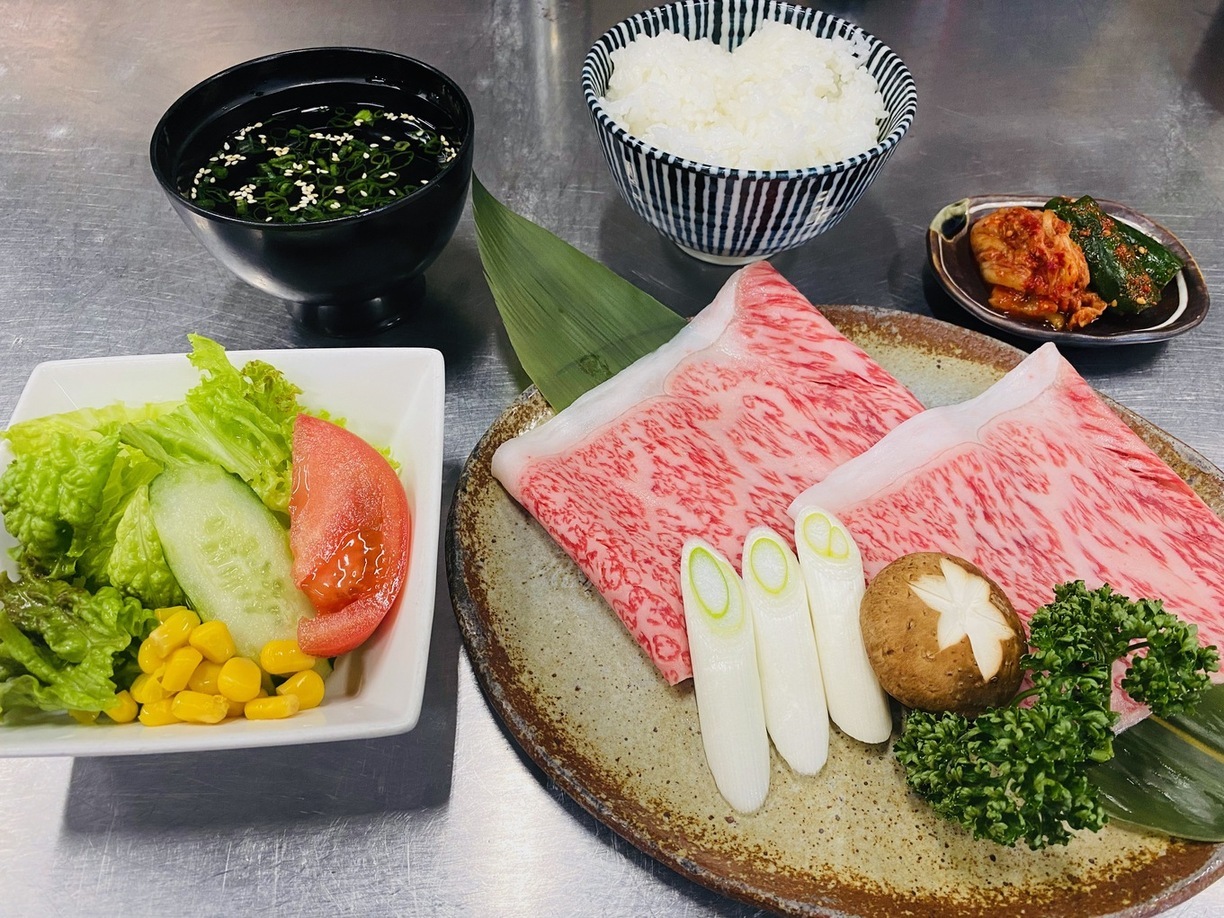 特選黒毛和牛の焼きしゃぶ　または　焼きすき　セット