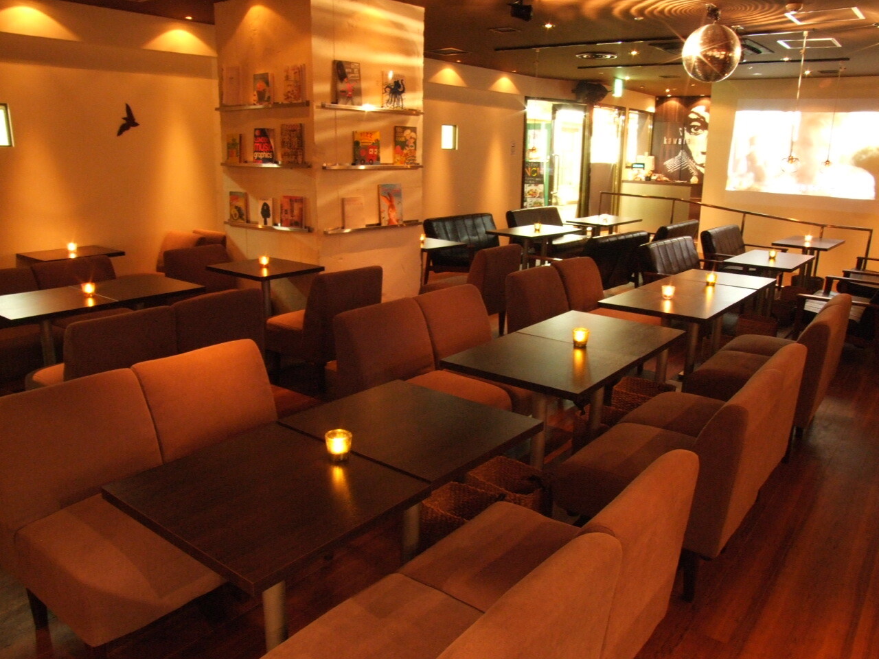 深夜にまったり 横浜で人気の夜遅くまで営業しているカフェ選 Pathee パシー